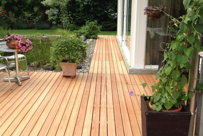 Holzterrasse.jpg