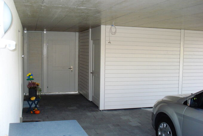 Geräteraum in Garage integriert
