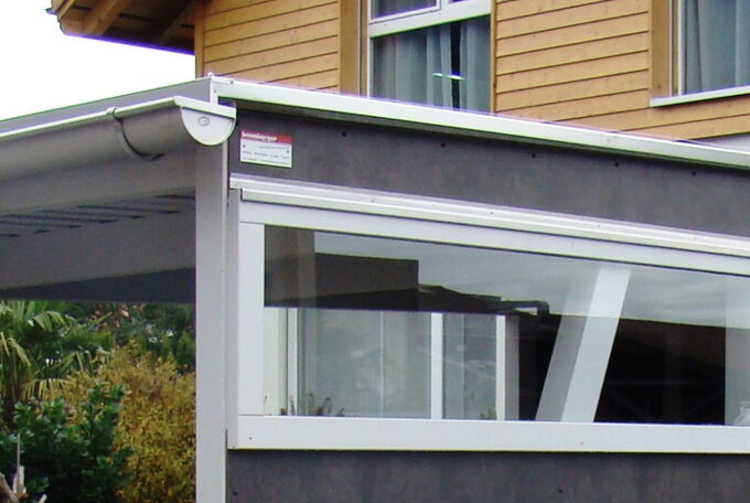 Detailansicht Carportwand mit integriertem Oblicht